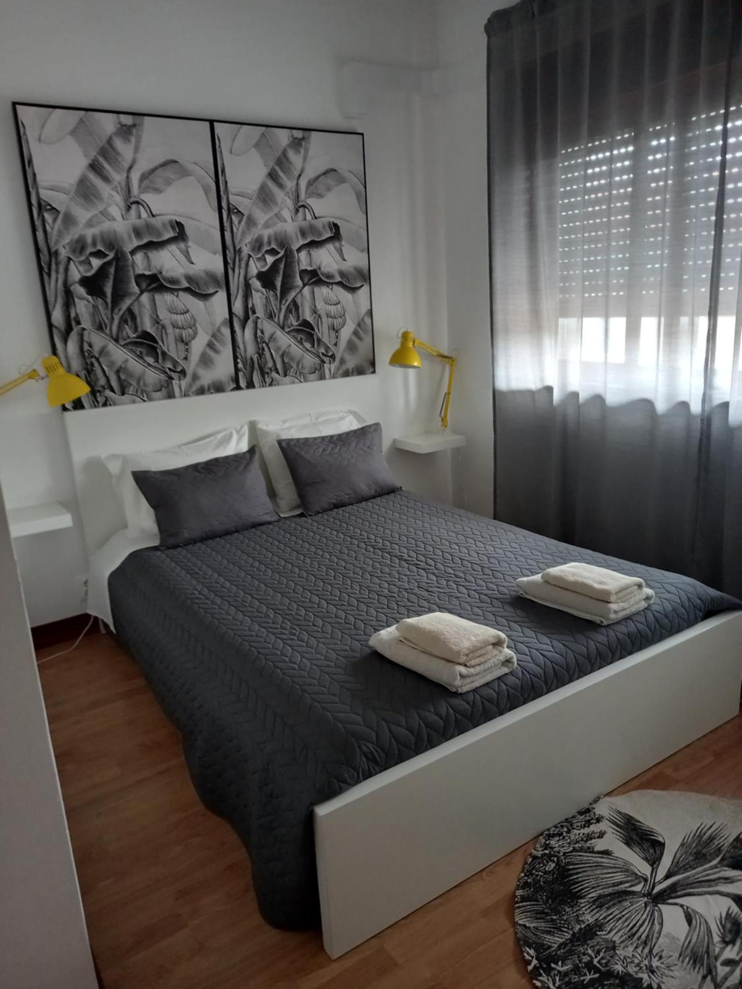 Buddies Charm Apt - Self Catering Авейру Экстерьер фото